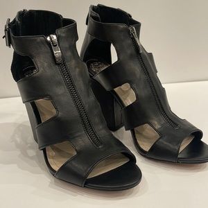 Vince Camuto | Black VC Marleau sandal heels size 8